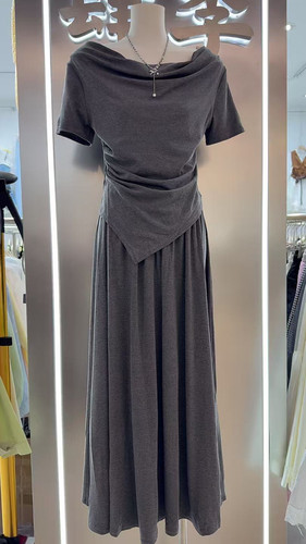 2025夏季新款韩版别致设计感不规则荡领短袖T恤衫+直筒半身裙套装