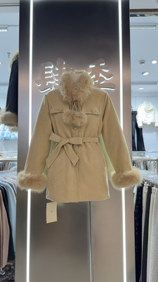 冬季新款韩版设计感毛领收腰显瘦小个子外套女百搭加棉辣妹大衣潮