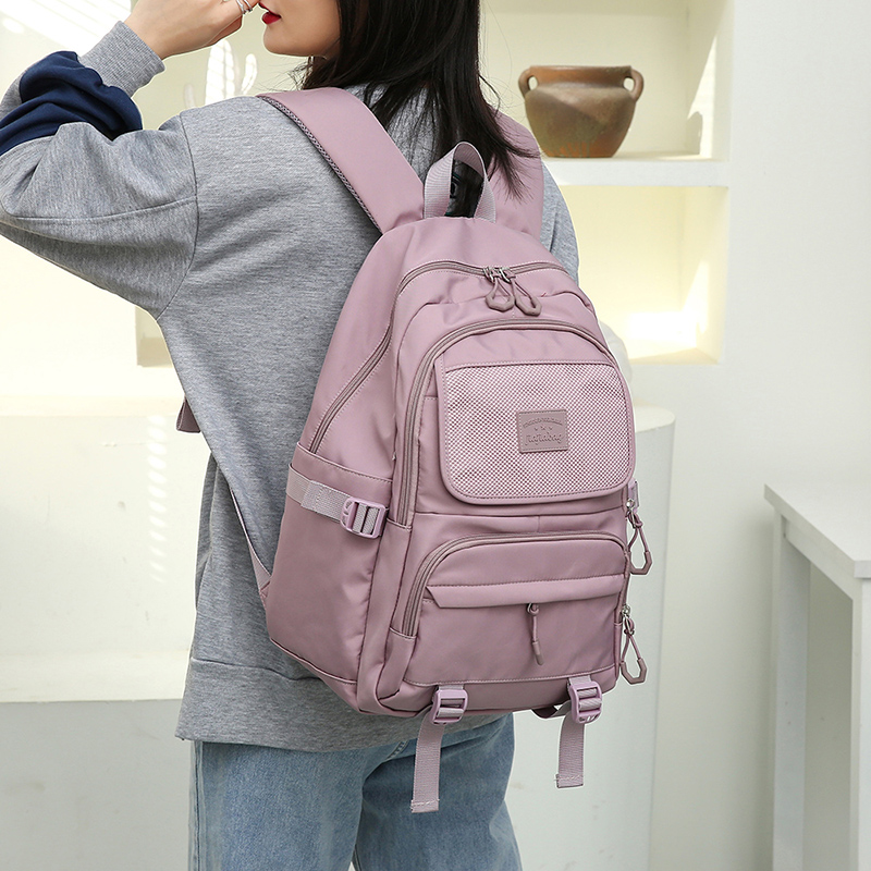 学院派简约风格，小清新休闲气质百搭款