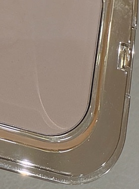 011008~「包邮 一抹轻盈感」粉质细腻~盒装Fen饼5g 礼品