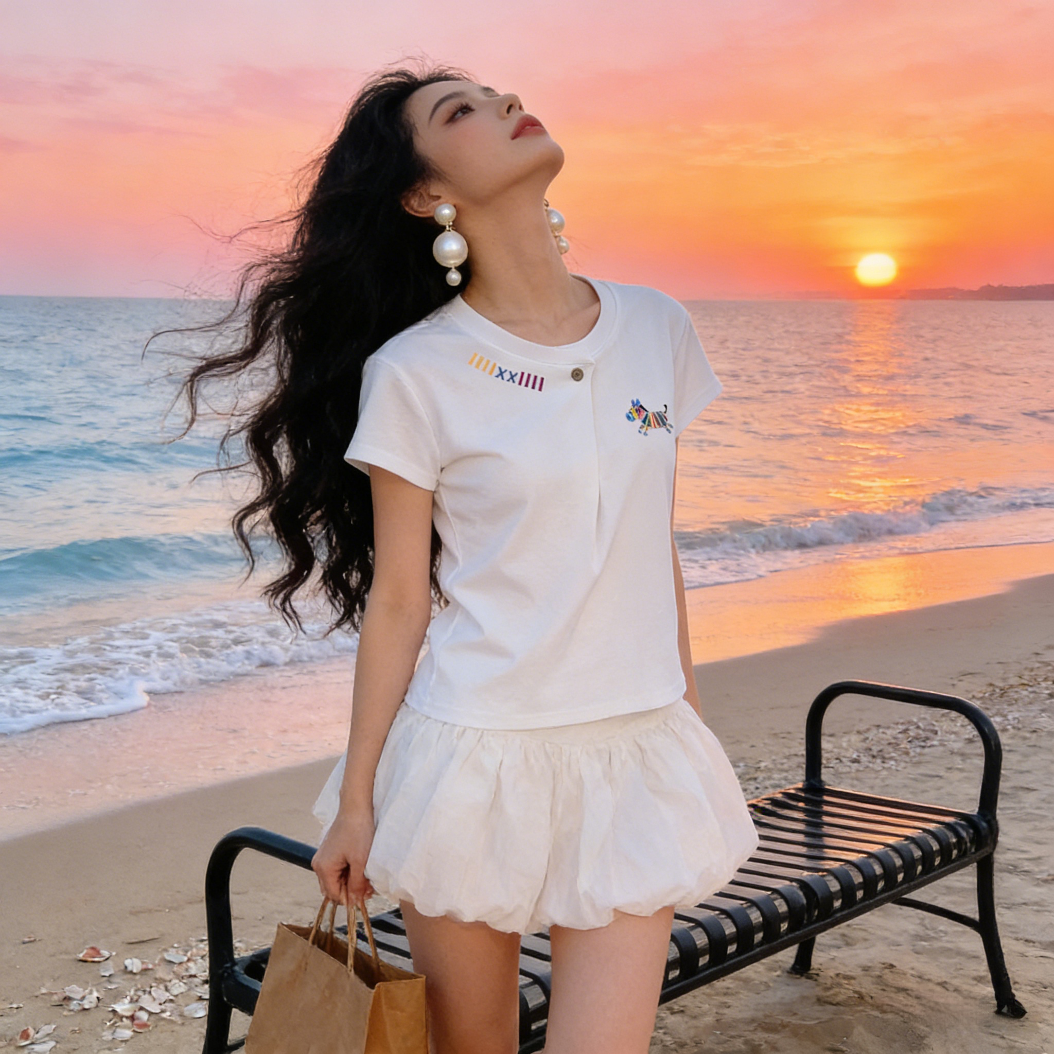 欧货白色短袖t恤女2026夏季新款一粒扣设计感小众宽松高级感上衣