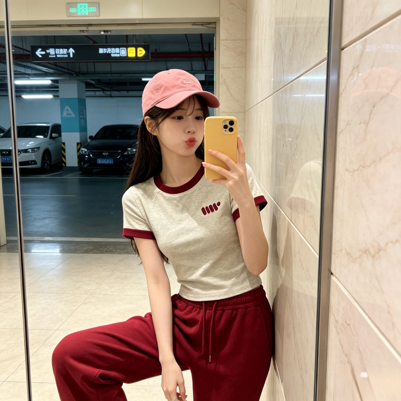学院风减龄拼接撞色设计感短款修身小飞袖短袖T恤上衣女洋气百搭