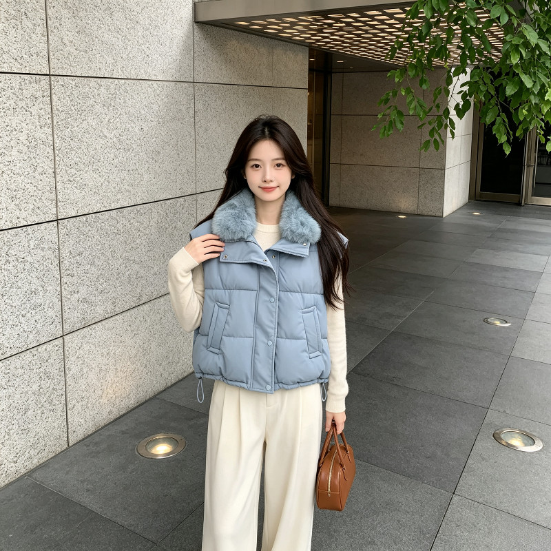 水蓝色减龄设计感大毛领气质休闲短款小个子无袖坎肩棉服马夹女潮
