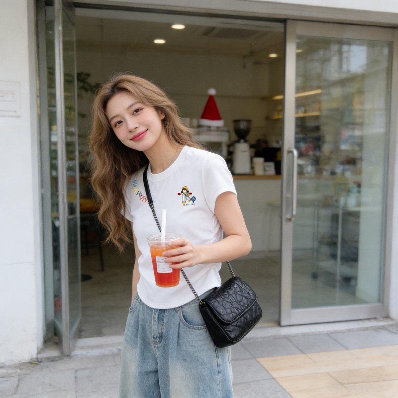 白色短袖t恤女正肩夏季显瘦设计感小众修身独特超好看短款小上衣