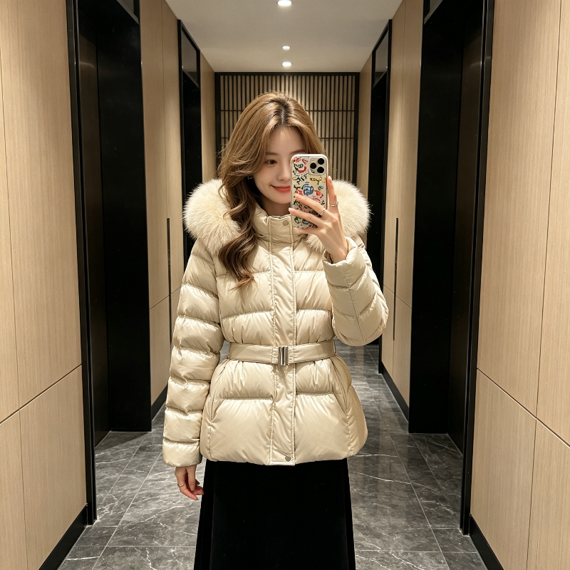 老钱风冬季大毛领加厚保暖宽松大码小个子收腰连帽棉服外套女休闲