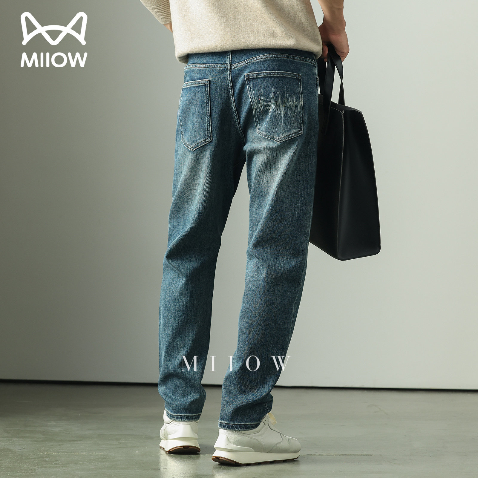 猫人时尚设计感刺绣锥形牛仔裤男