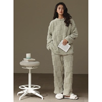 7142 светло-зеленый квадрат