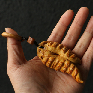 纯手工雕刻天然满钉双四季豆竹根雕手把件竹雕《四季发财》豆把玩