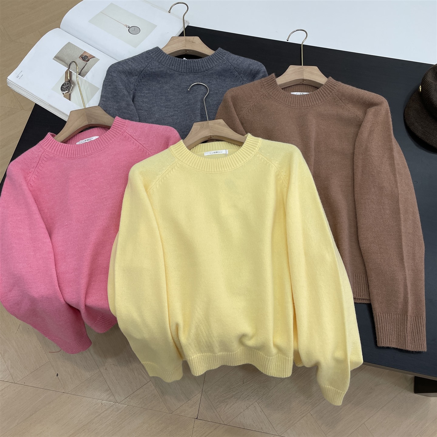 毛衣女2025年秋冬季新款时尚女装潮流韩版圆领长袖纯色J#25