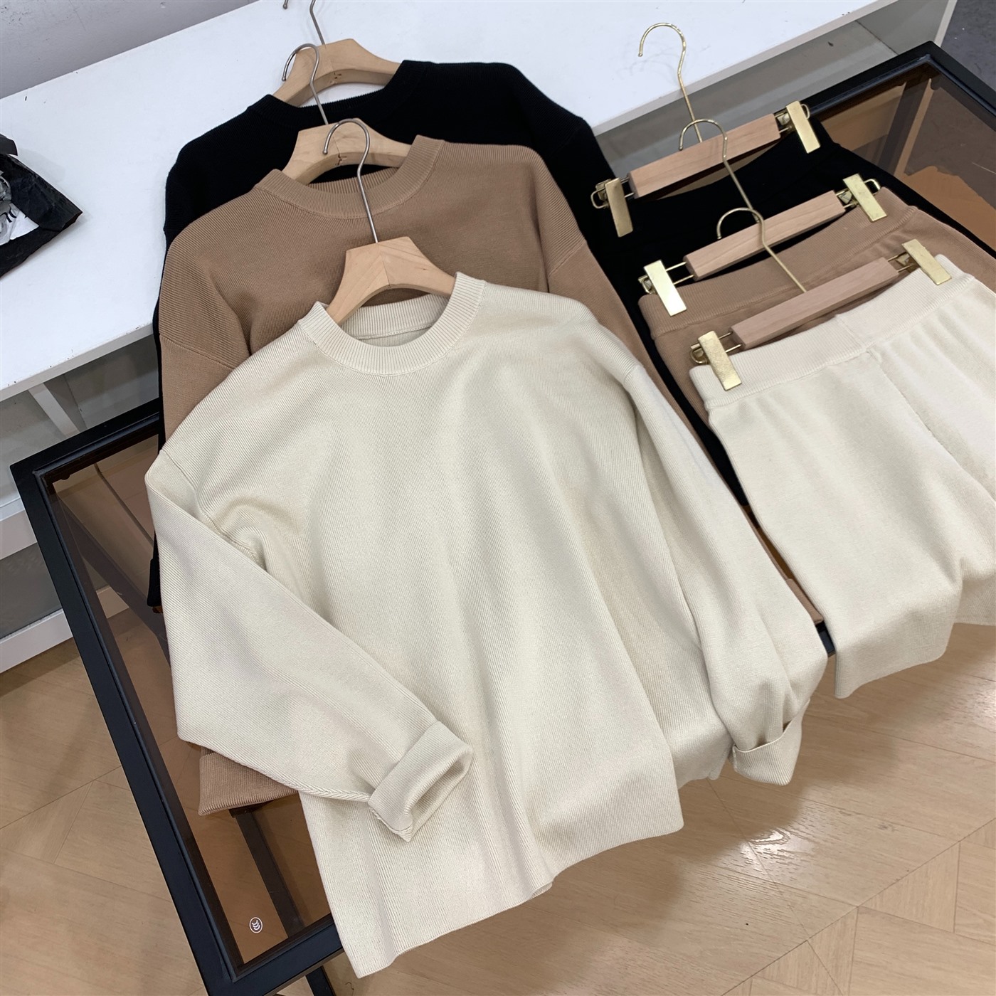 秋季新款简约套装女宽松显瘦百搭长袖上衣纯色直筒高