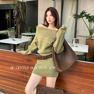 秀熙熙十三行2025冬季 气质针织高领连衣裙显瘦高腰短裙子女25533