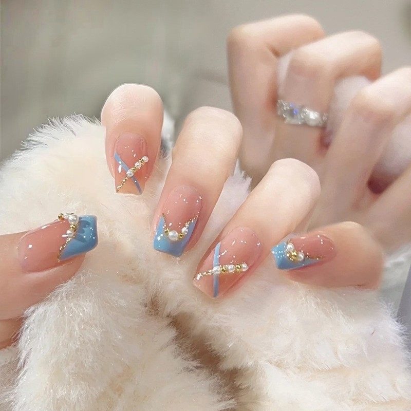 2026年新款儿童美甲穿戴甲感短款显白海盐珍珠24片假指甲贴片,彩妆/香水/美妆工具,美甲工具,淘宝优惠券,粉丝福利购,淘宝优惠卷