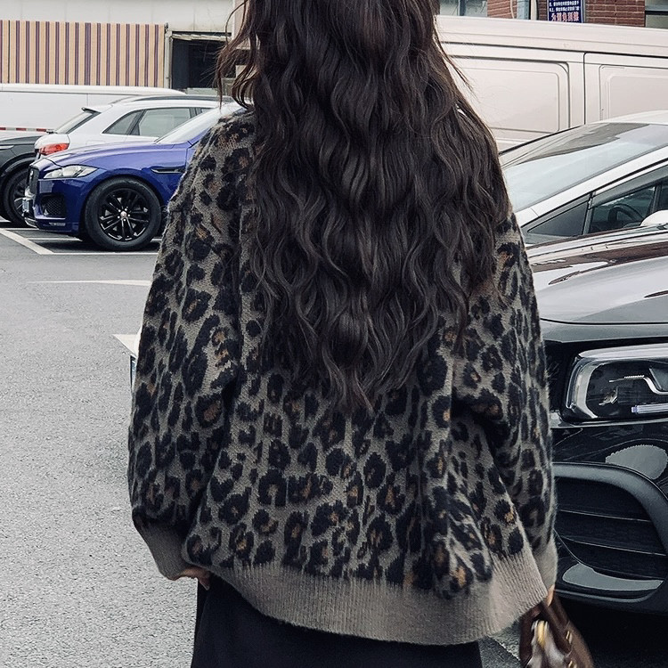 大码慵懒风美式复古豹纹针织毛衣外套女秋冬高级感宽松百搭上衣