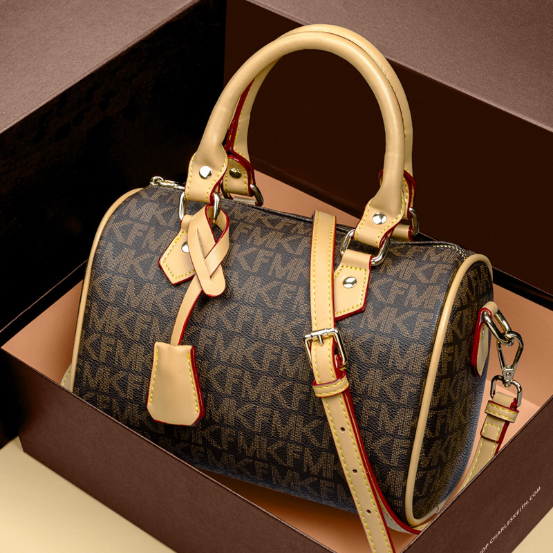 包包2020新款潮流行夏季迷你枕头包百搭定型包女MK F斜挎波士顿包