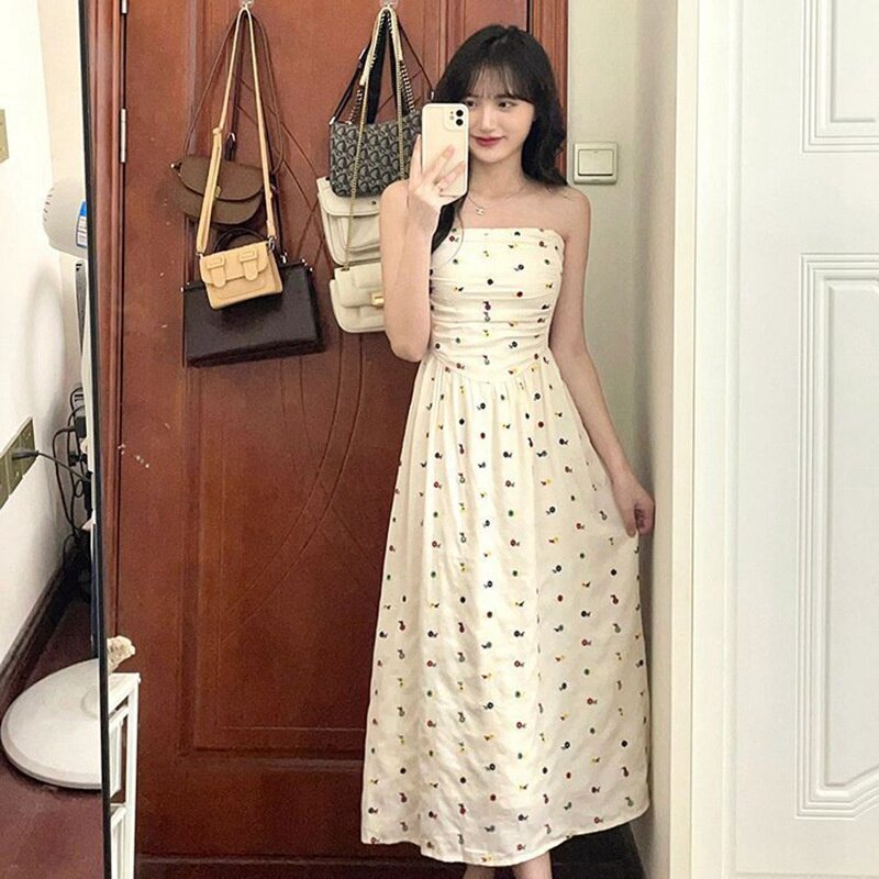 法式白色碎花抹胸吊带连衣裙女夏三亚海边氛围感气质度假沙滩长裙