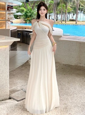 白色网纱斜肩吊带连衣裙夏季海边度假绝美收腰生日礼服大摆长裙子