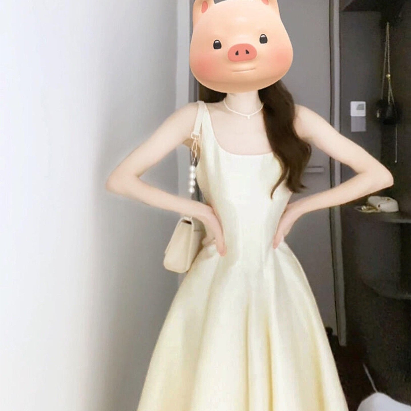 2026新款小个子黄色长裙子女春夏季掐腰收腰显瘦巨好看吊带连衣裙