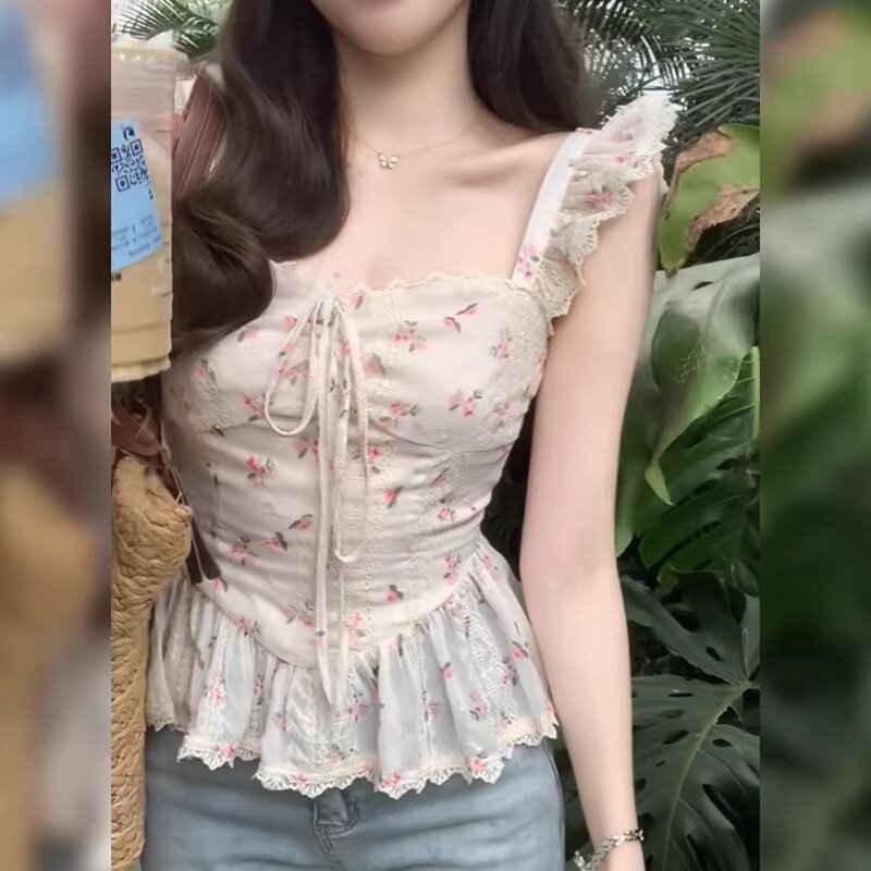 2026夏新款韩版纯欲碎花吊带背心女蕾丝拼接方领显瘦短款上衣现货