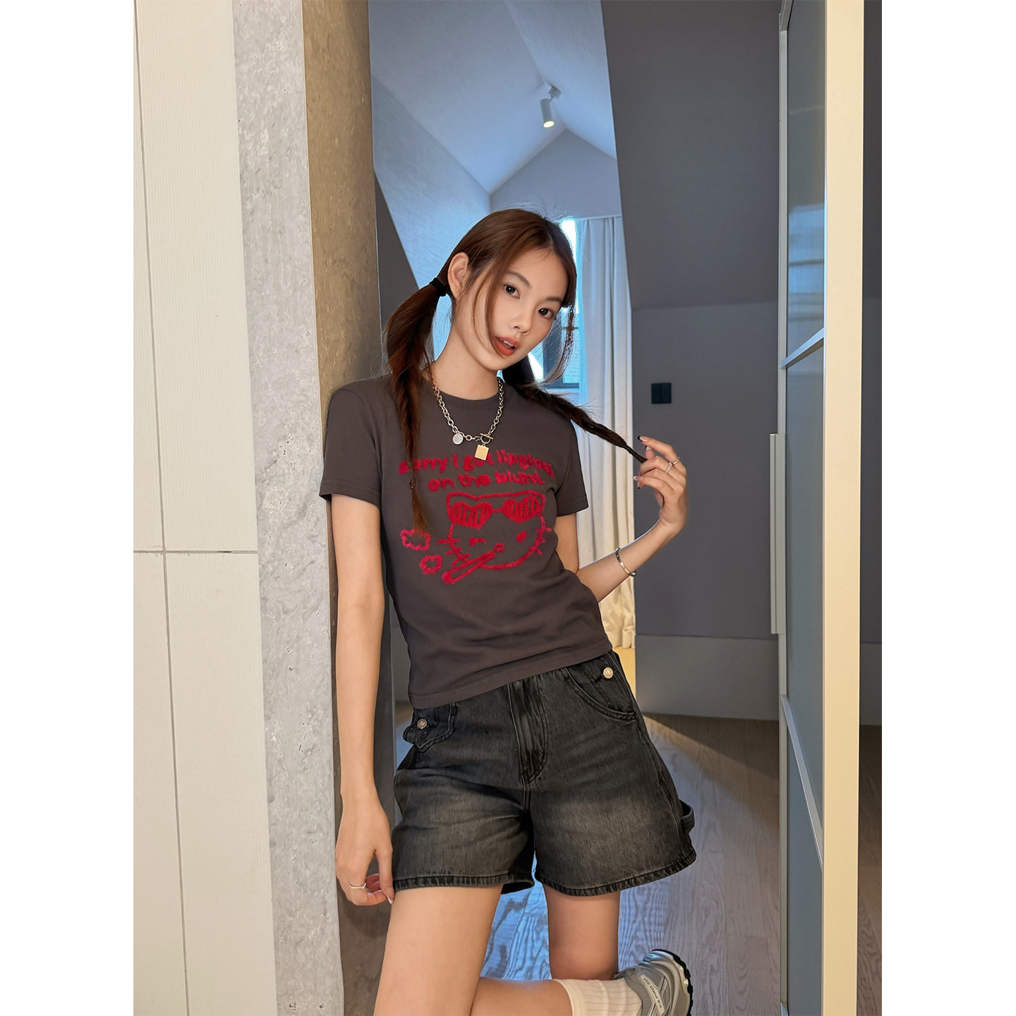 skipsmile春夏新款甜美植绒卡通字母印花修身显瘦短袖T恤
