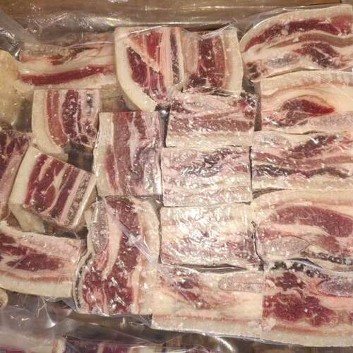 带皮牛肋排一包2斤，新鲜宰杀冷冻保存口感细嫩餐特色食材