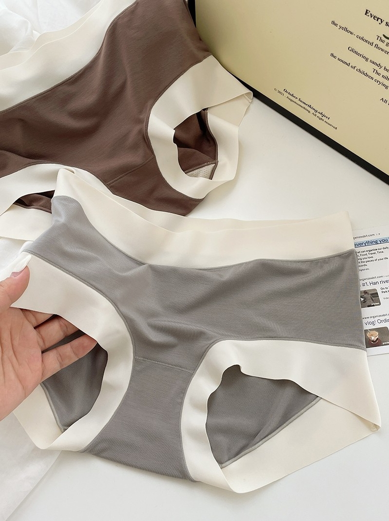 日系簡約0感無痕莫代爾少女內褲