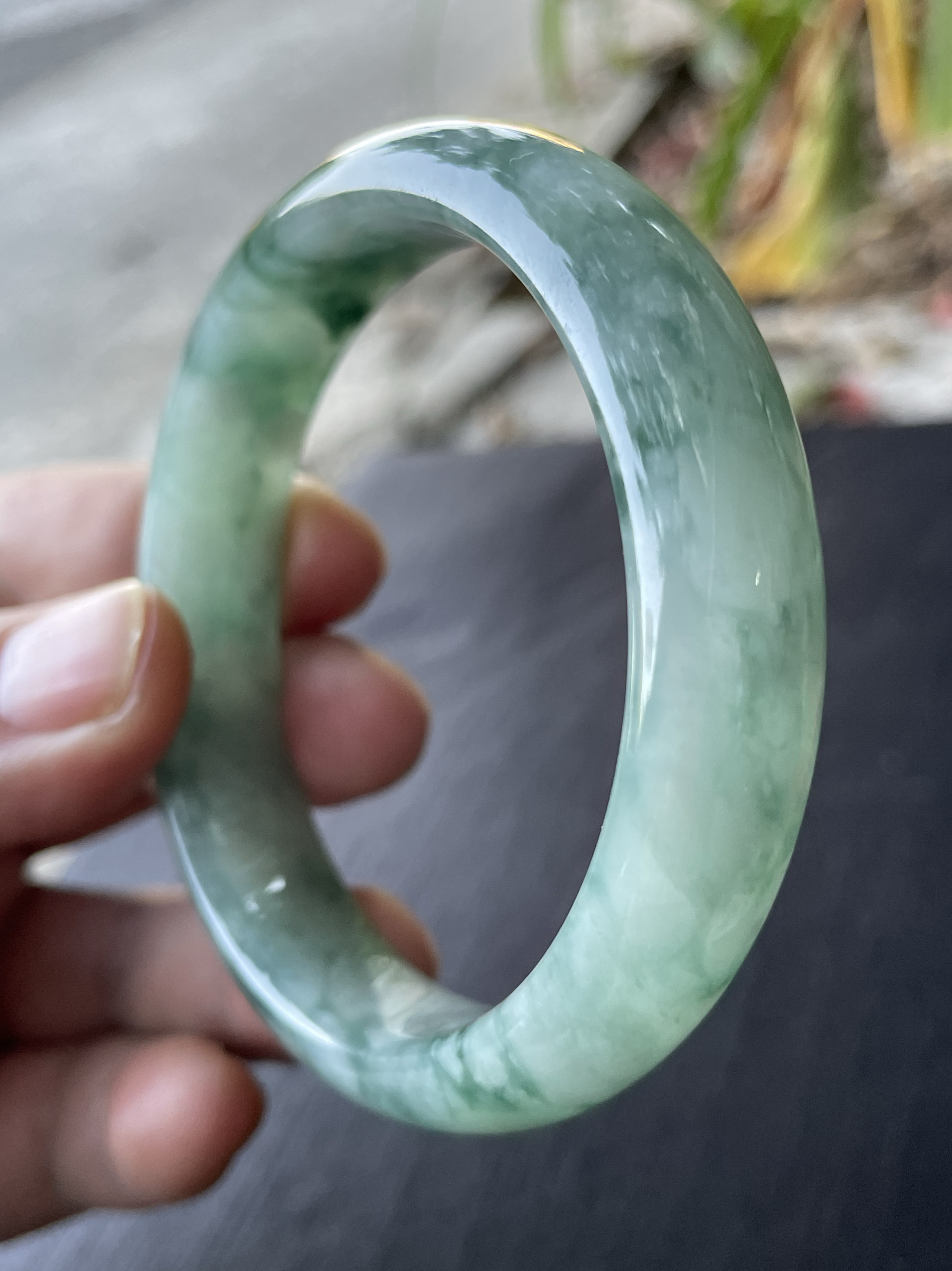 缅甸天然A货翡翠冰糯种飘花特色手镯