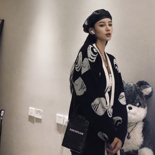 BXLT必须撸铁原创“哑铃涂鸦”针织提花毛衫保暖时尚慵懒高级外套