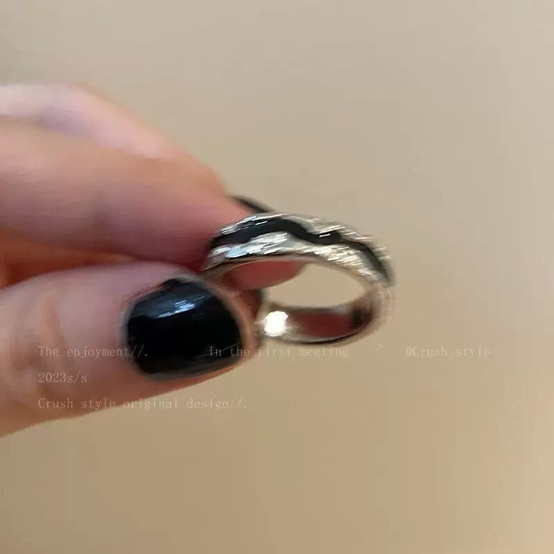 黑色滴釉开口戒指女夏ins小众设计食指戒男不掉色百搭指环波点