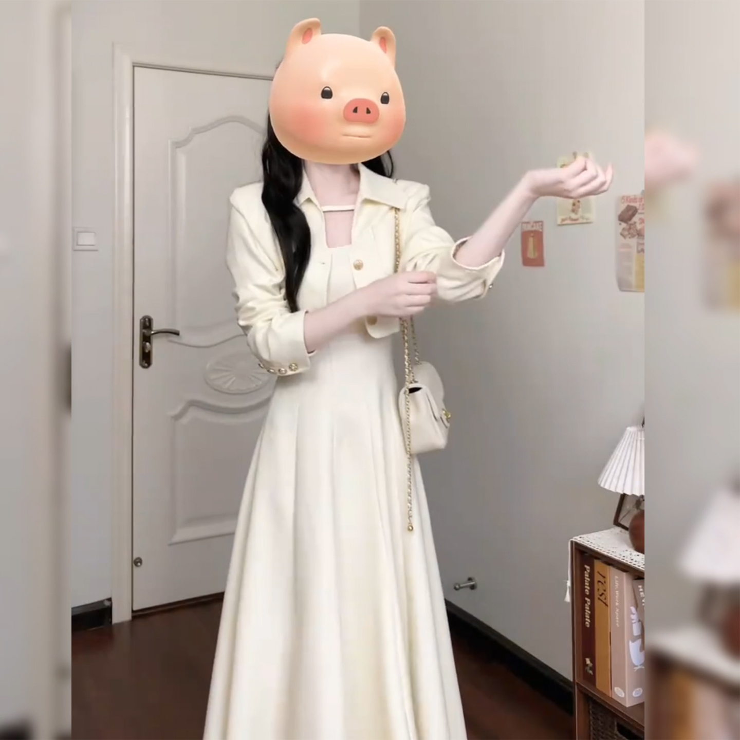 外贸出口转内销法式气质白色吊带连衣裙女秋季富家千金感小个子香