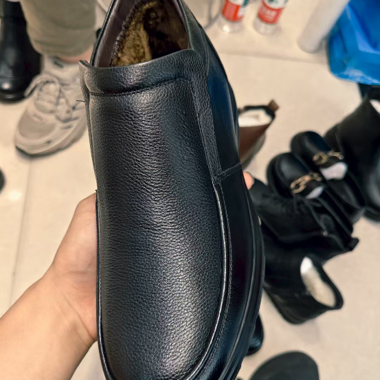 【CC家CC】时尚软面舒适圆头纯色一脚蹬男士休闲靴S855473007