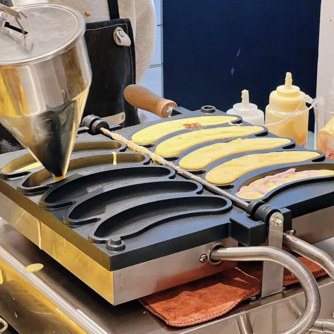 香蕉鸡蛋仔机器商用香蕉形状华夫饼鸡蛋烧网红机器新款手工摆地摊