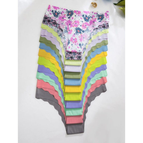 T 44625 Ice Silk Seamless Wave Briefs 冰丝无痕波浪边内裤