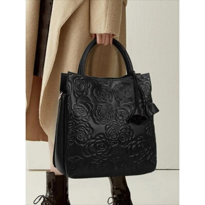 Light luxury and elegant vintage womens floral embossed