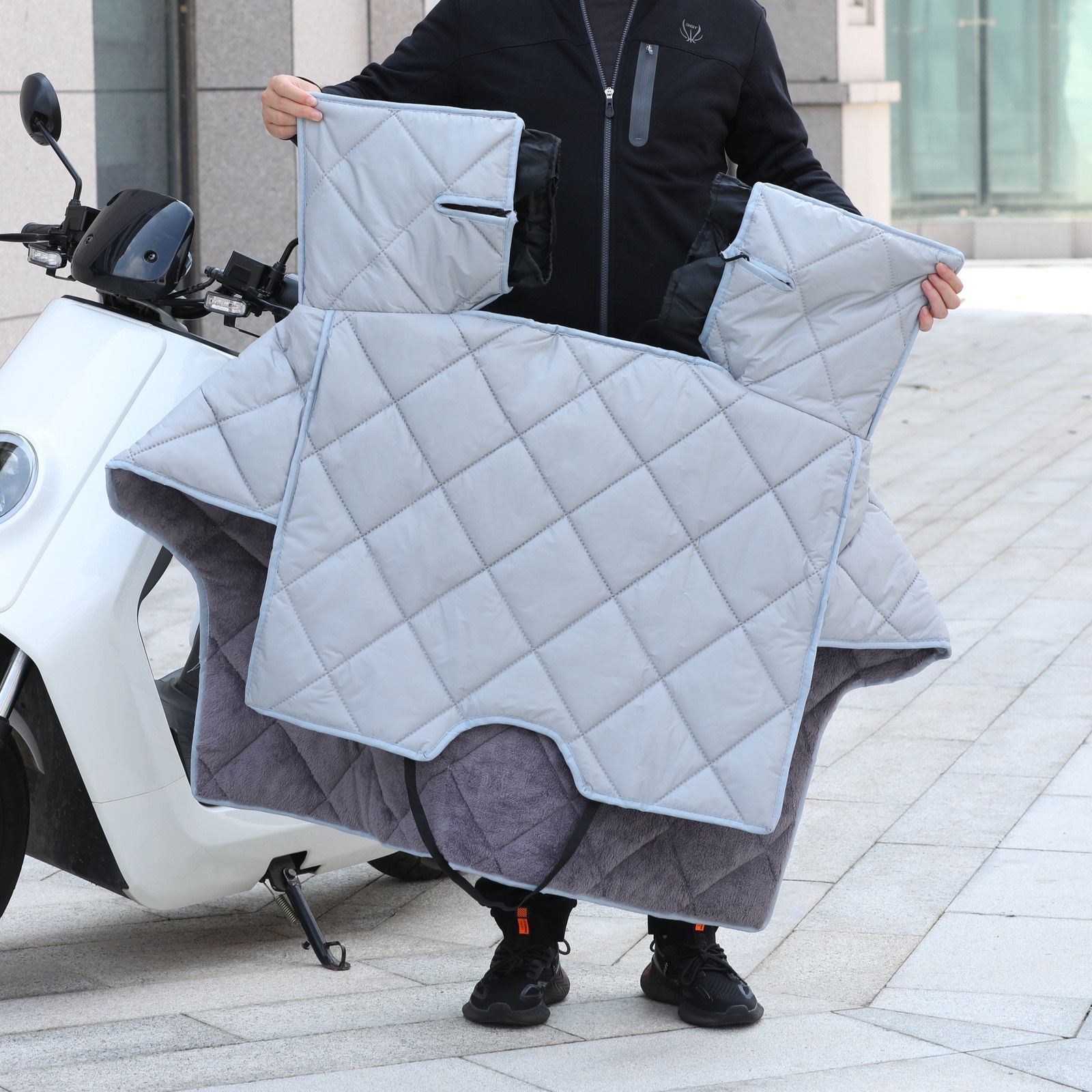 三合一新型挡风被冬季电动车挡风被加绒加厚电摩加大防水挡风罩电