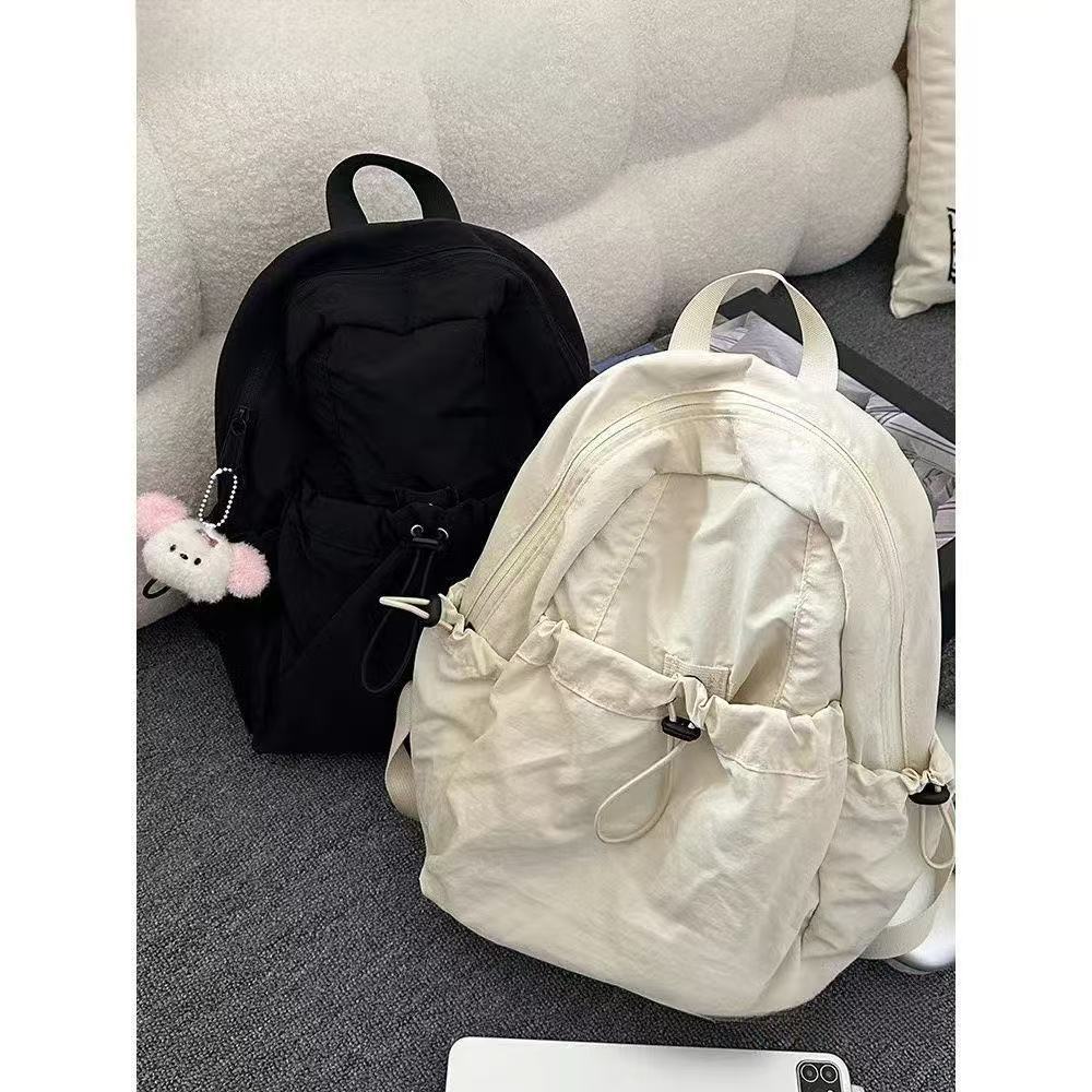 徒步双肩包女旅游轻便书包2025新日系简约百搭轻量化背包妈咪包