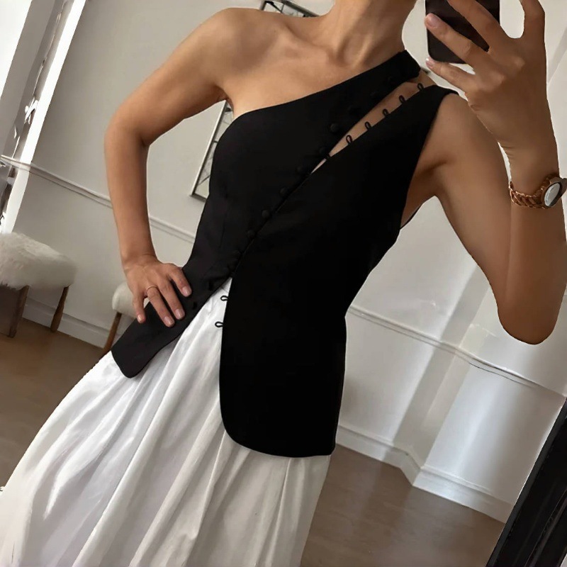 Elsa欧美女装春夏新款时尚设计感斜领钩扣ins辣妹小众无袖背心女