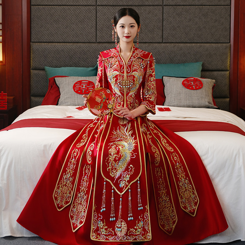 低领秀禾服女2025新款中式
