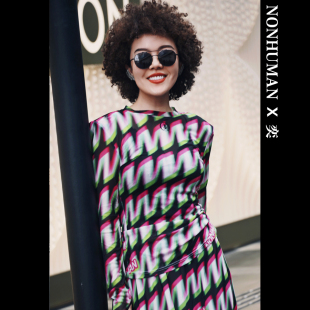 NONHUMAN蚂蚁家25夏季新款原创设计师品牌修身炫彩字母网纱皮肤衣