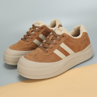 2025冬季新款大码女鞋41到43时尚复古休闲德训鞋加绒保暖大号棉鞋