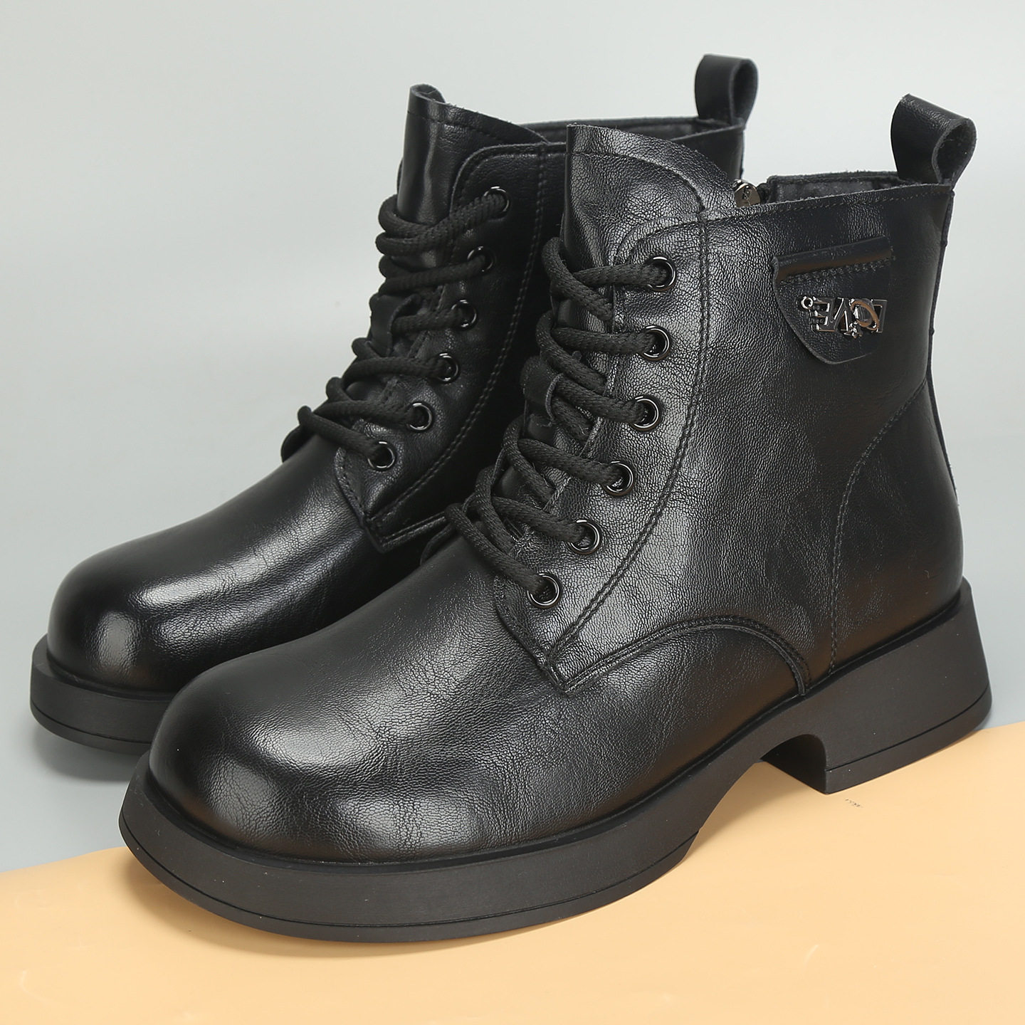 2025冬季新款大码女鞋41到43羊毛内里马丁靴软面加绒棉靴大号短靴,女鞋,马丁靴,淘宝优惠券,粉丝福利购,淘宝优惠卷