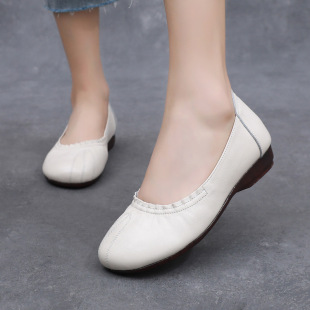 大码41到43女鞋真皮春夏新款韩版百搭圆头舒适软底平底浅口单鞋42