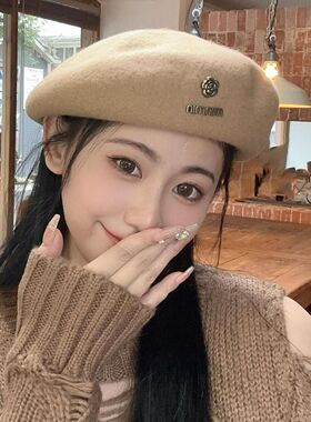 冬季贝雷帽女羊毛山茶花百搭蓓蕾帽女松紧调节修饰脸型毛呢画家帽