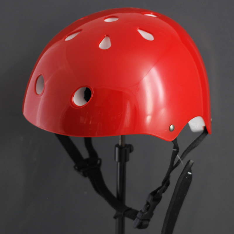 外贸瑕疵特价清货儿童女士红色轮滑山地车自行车骑行运动头盔11孔