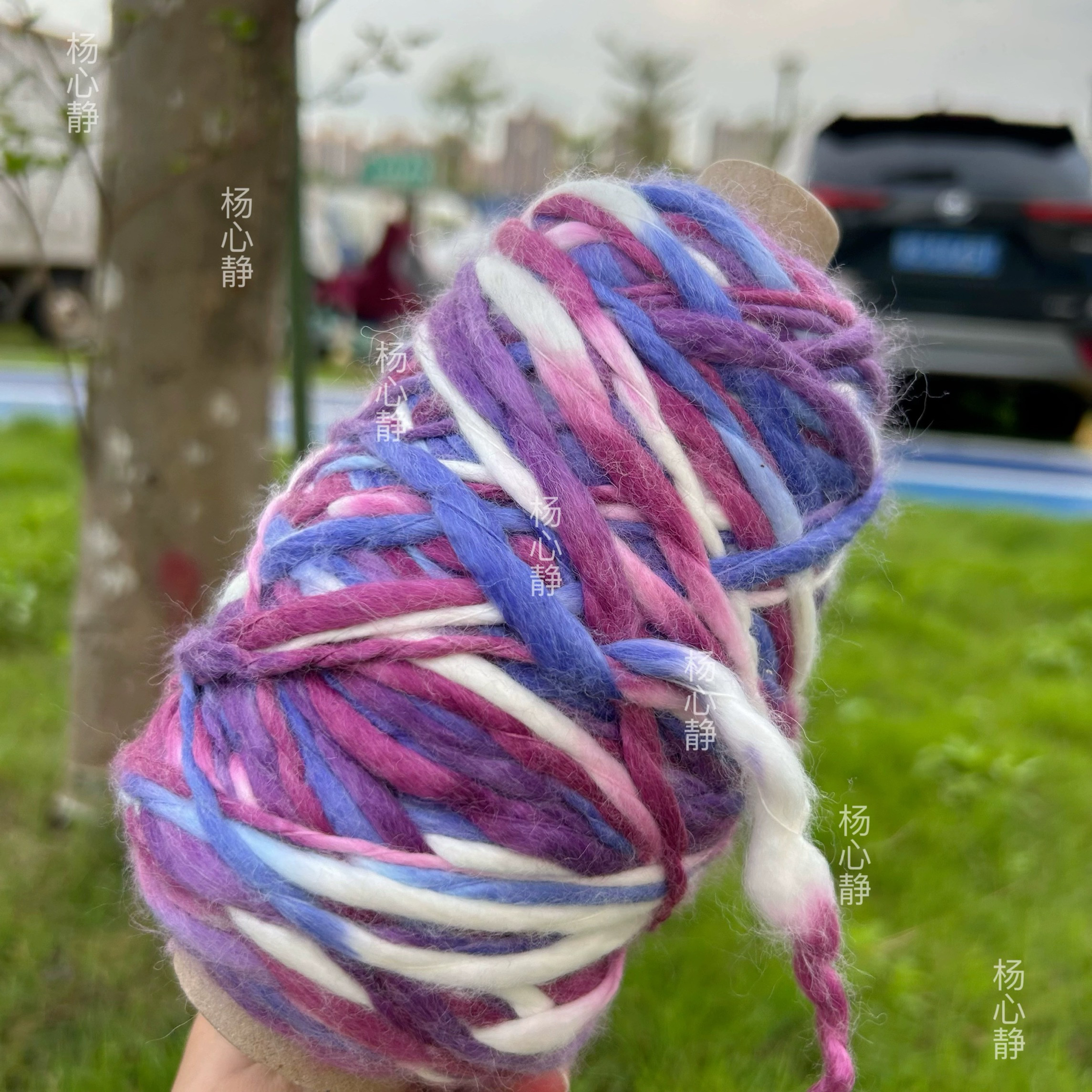 标价500克价格 少女段染彩色羊毛冰岛纱手工钩织围巾毛衣编织粗线