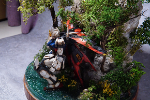 √镜花水月√万代mg强袭破镜高达自由场景mb鱼缸pg巴巴托斯战损