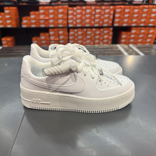 犇犇运动Nike/ Air Force女士防滑耐磨休闲简约厚底鞋AR5339-100