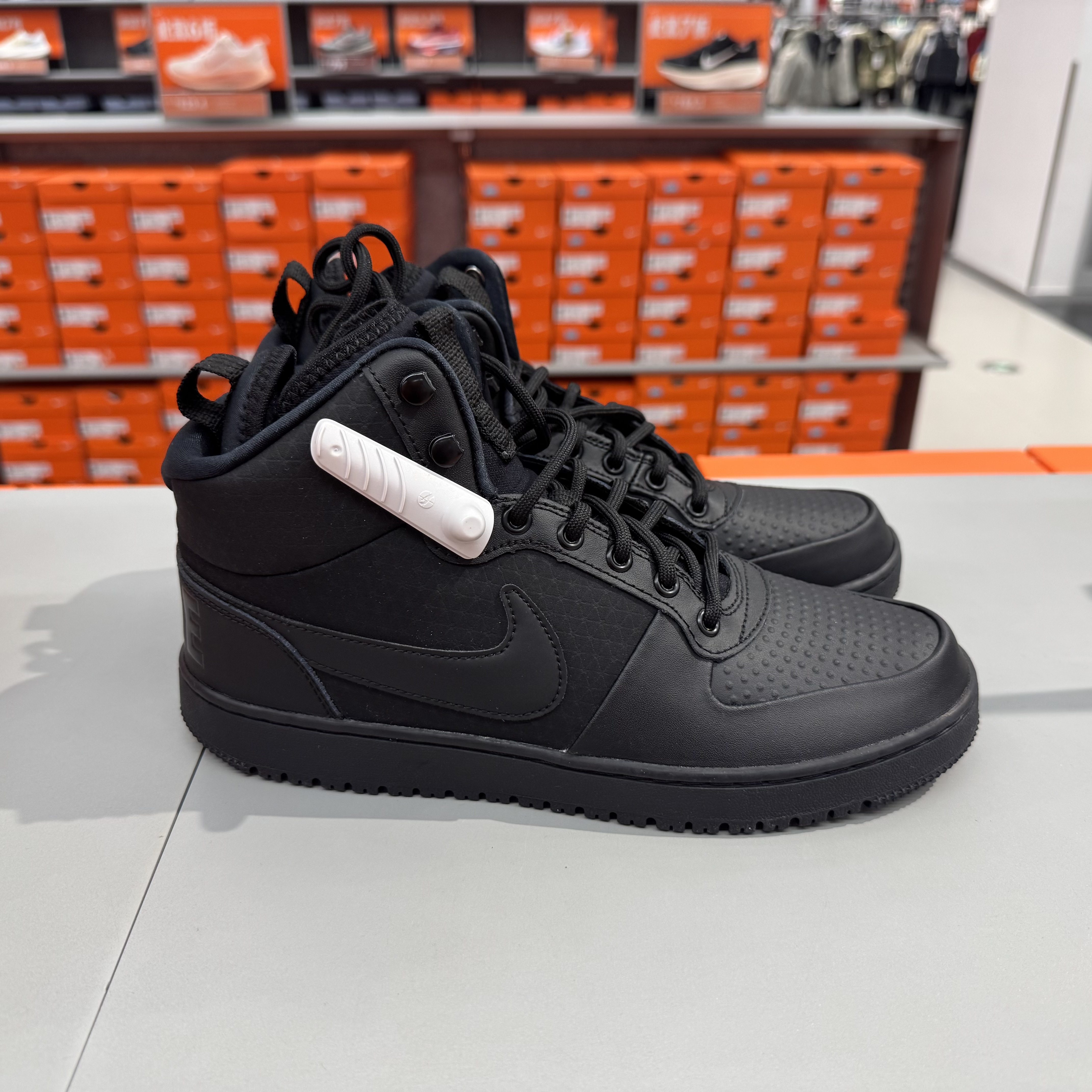犇犇运动Nike/court Mid 男子耐磨休闲防滑减震板鞋 AA0547-002