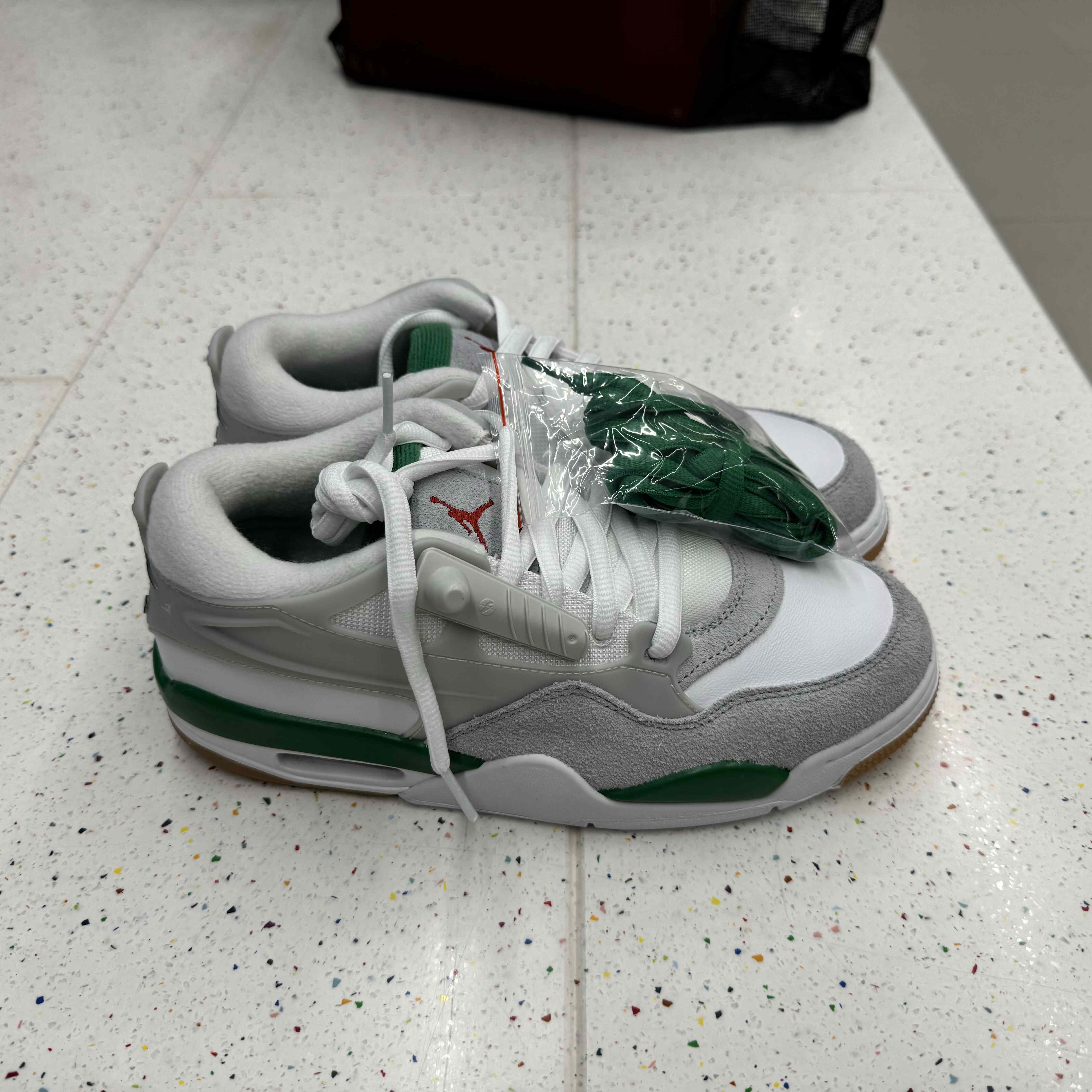 犇犇运动Nike/Jordan 4RM AJ4男子低帮复古篮球鞋FQ7939-IB8857