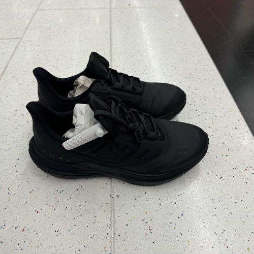 犇犇运动Nike AIR WINFLO 9 SHIELD男子轻便缓震跑步鞋DM1106-002