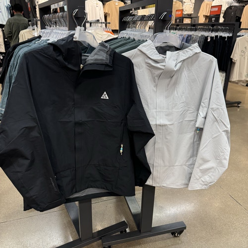 犇犇运动Nike/ ACG 男子户外运动宽松连帽外套DV9416-010-025